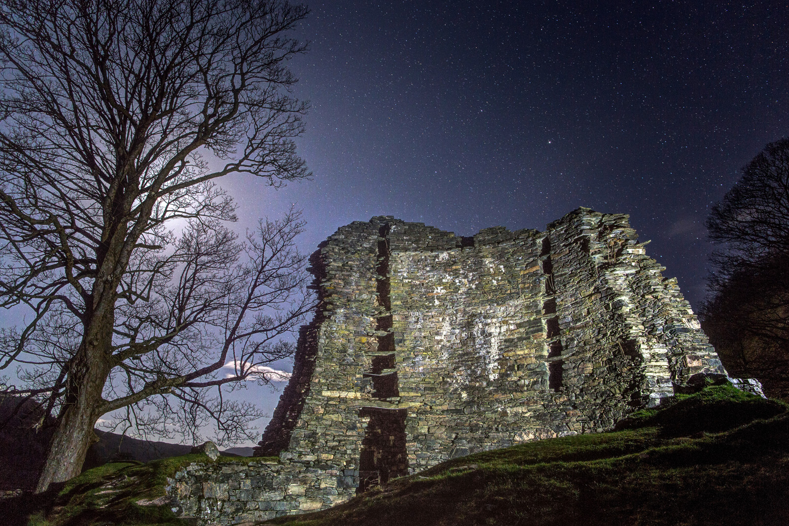 Airlie Tower by starlight